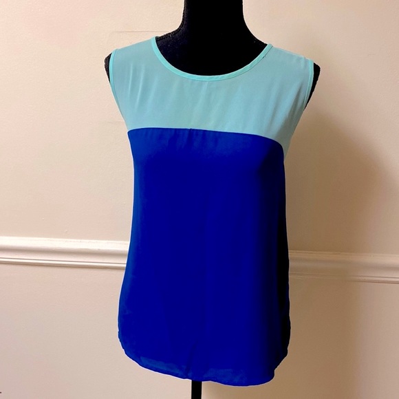 Forever 21 NWOT Blue Colorblock Sleeveless Top - Picture 3 of 11
